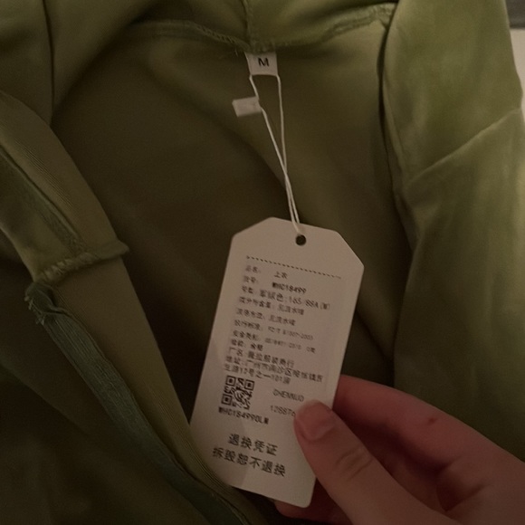 Green velvet jacket - Picture 3 of 3